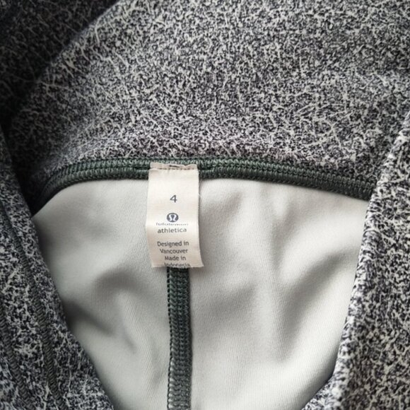 Lululemon Train Times Crop sz 4 Fractal Alpine Black - Picture 5 of 7